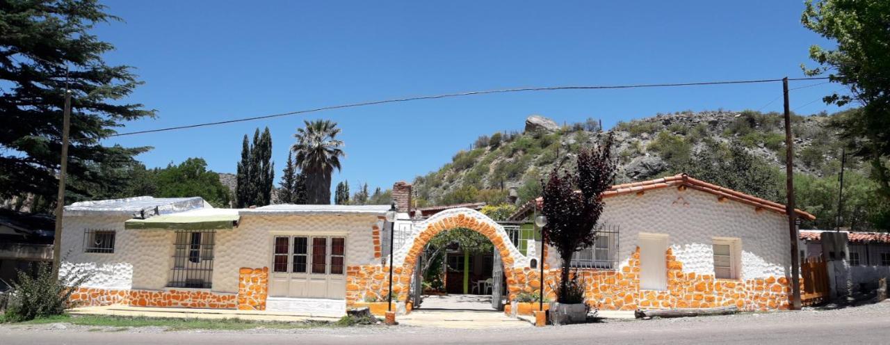 Hospedaje Don Alberto Hotel Potrerillos Buitenkant foto
